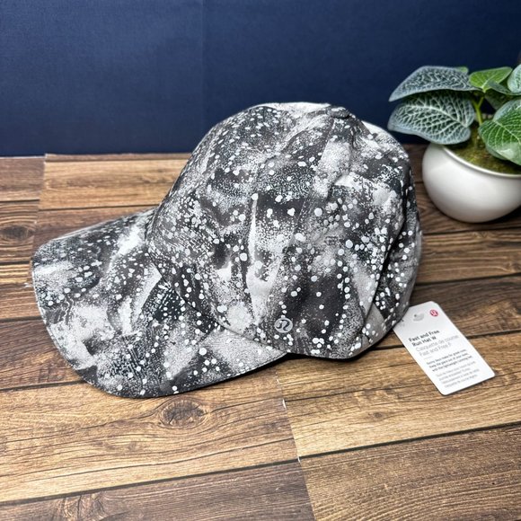 lululemon athletica Accessories - Lululemon Fast & Free Women's Run Hat NWT ONE SIZE (TAKE Reflective)